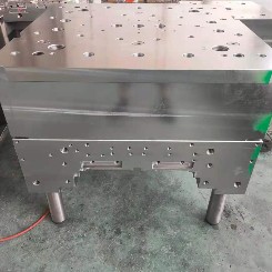 內(nèi)飾模架11